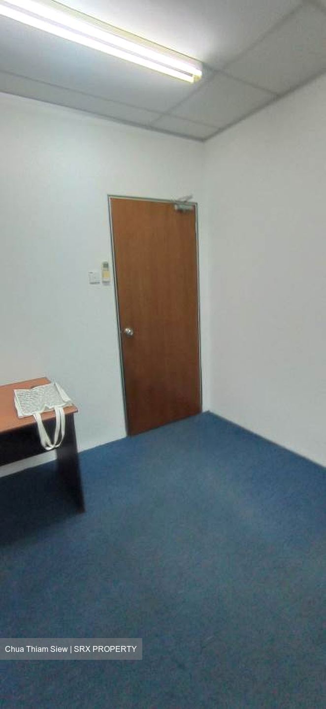 Heng Loong Building (D23), Office #638601301